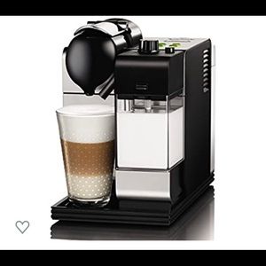 Nespresso lattissima machine